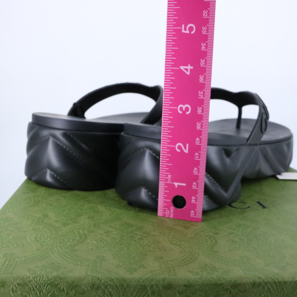 Gucci 41 Y2K Black Logo Shiny Rubber Platform Flip Flops Thongs Sandals E782 - Picture 14 of 16